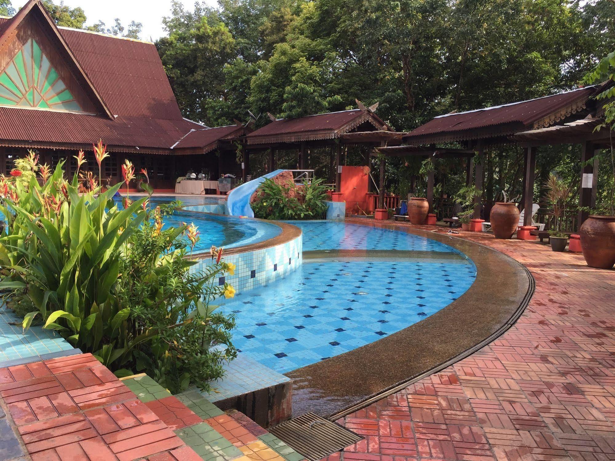 Kampung Tok Senik Resort Langkawi Bagian luar foto